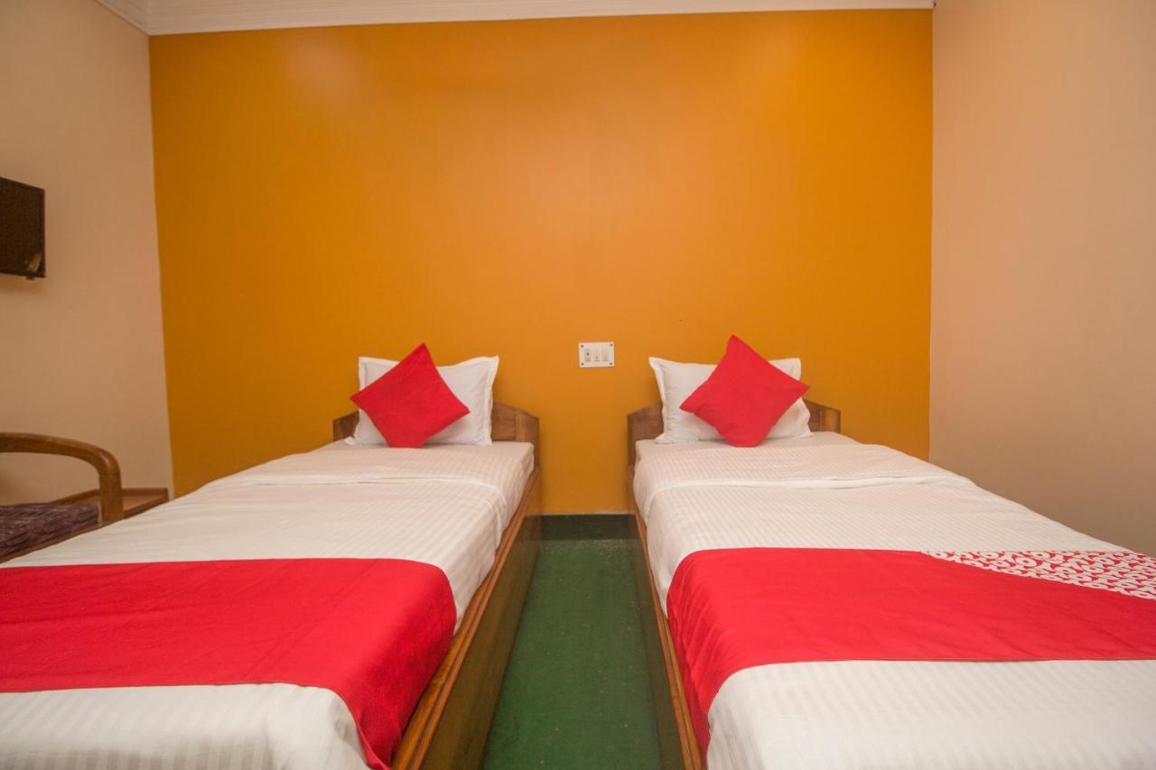 Oyo 48133 Hotel Payel Malda Екстер'єр фото