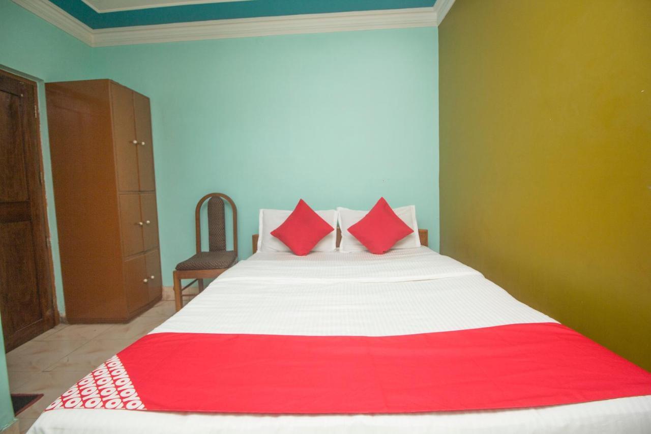 Oyo 48133 Hotel Payel Malda Екстер'єр фото