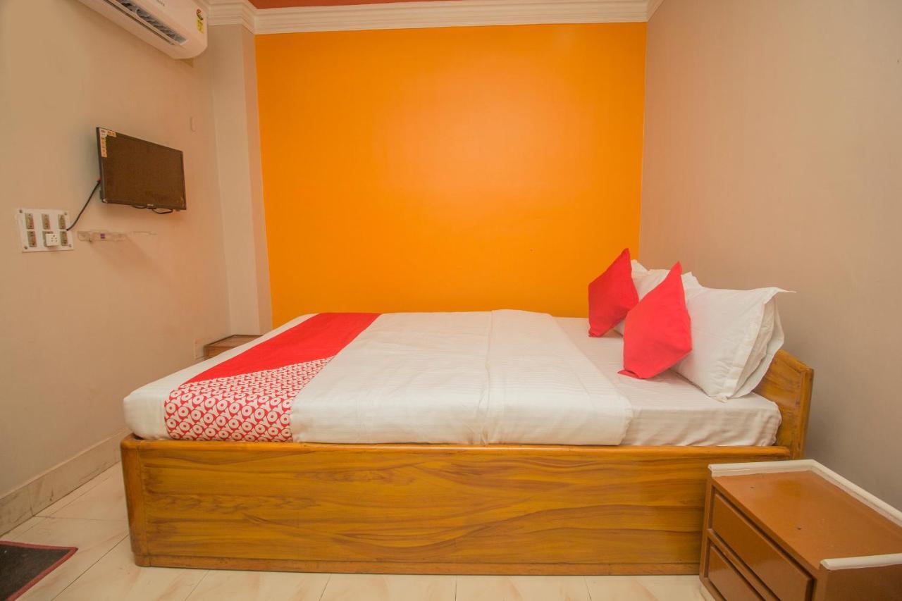 Oyo 48133 Hotel Payel Malda Екстер'єр фото