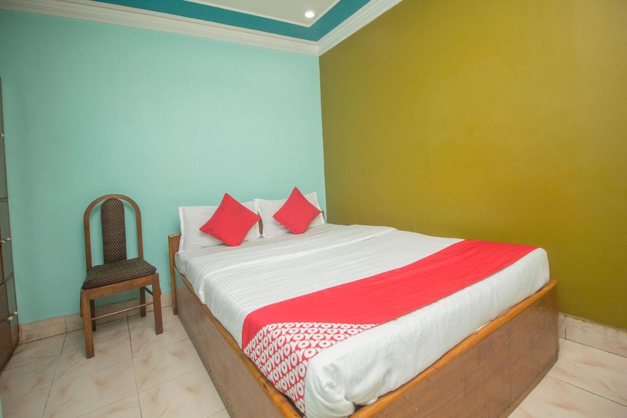 Oyo 48133 Hotel Payel Malda Екстер'єр фото