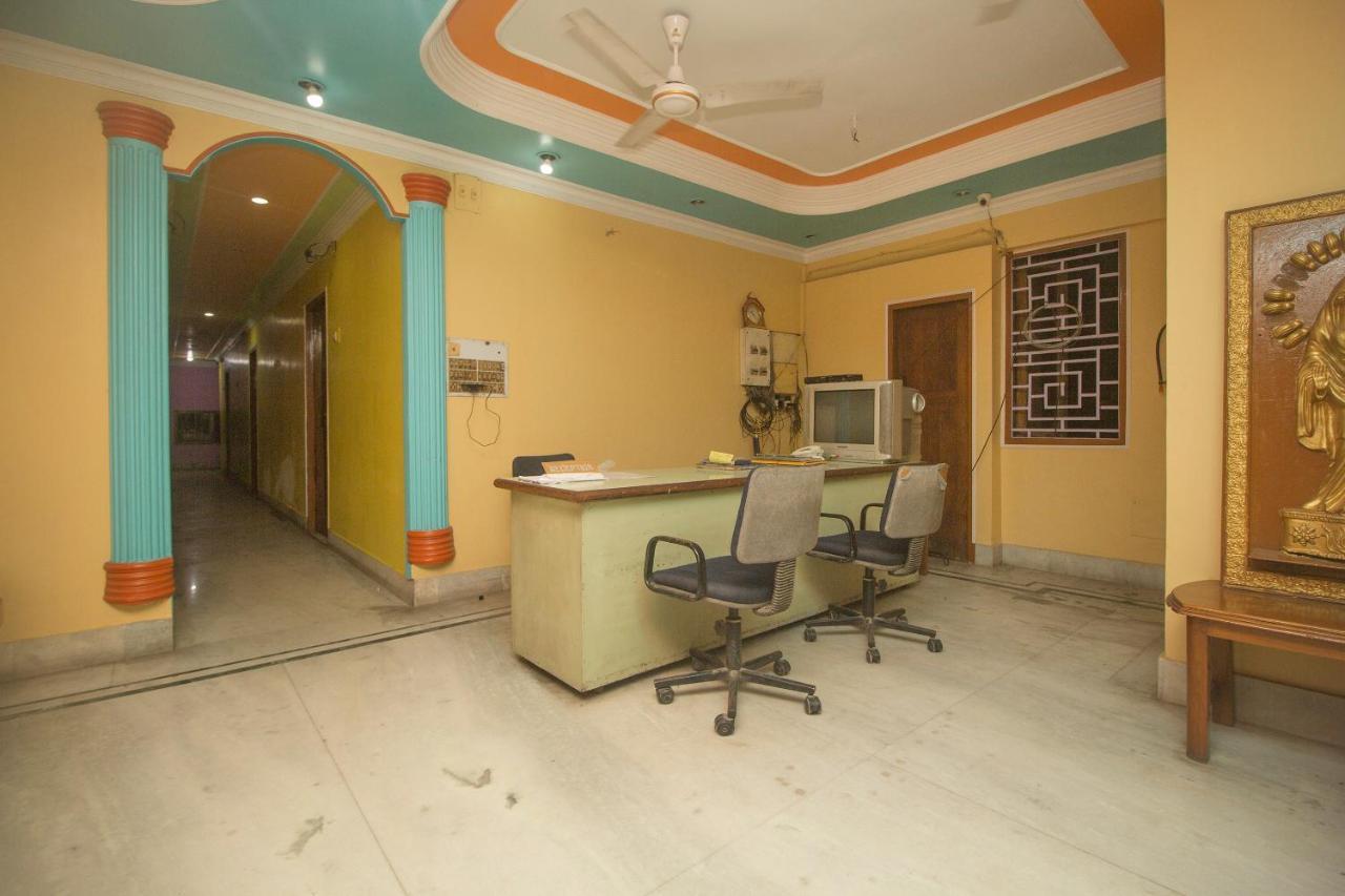 Oyo 48133 Hotel Payel Malda Екстер'єр фото